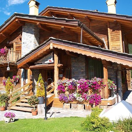 Hotel Letterario Locanda Collomb La Thuile Exteriér fotografie