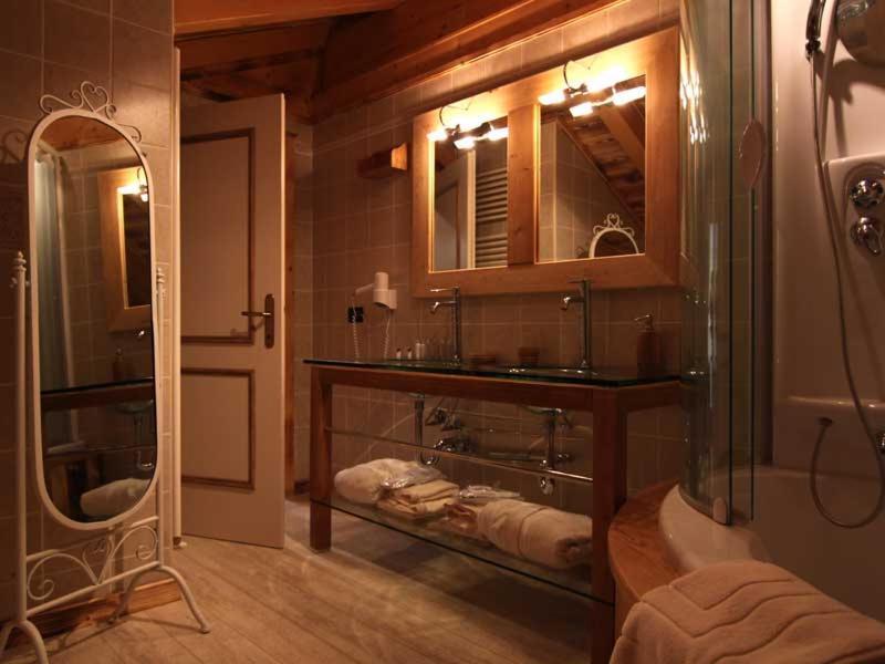 Hotel Letterario Locanda Collomb La Thuile Exteriér fotografie