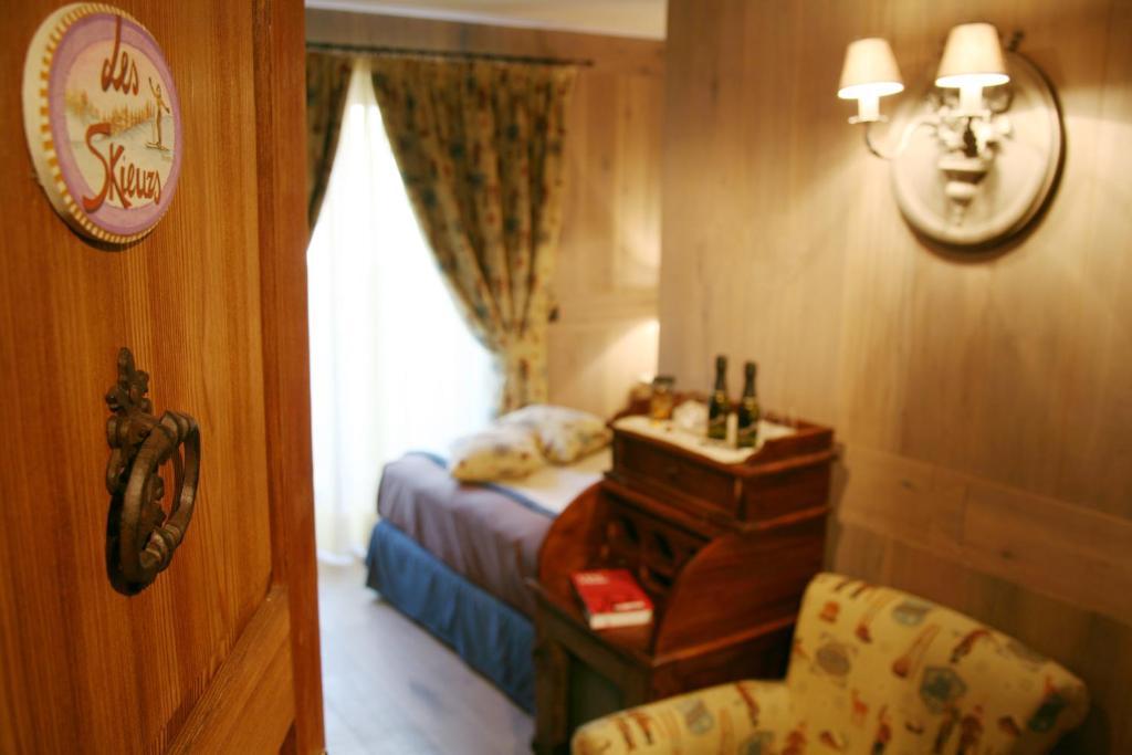 Hotel Letterario Locanda Collomb La Thuile Exteriér fotografie